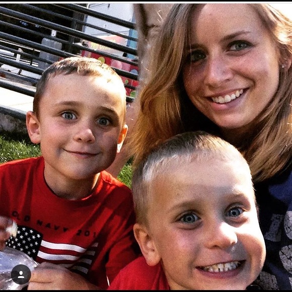 Meet your Posher, Kiley - Picture 1 of 1